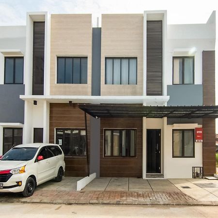 Oyo 3824 Columbus Residence J1 Telukjambe Zewnętrze zdjęcie