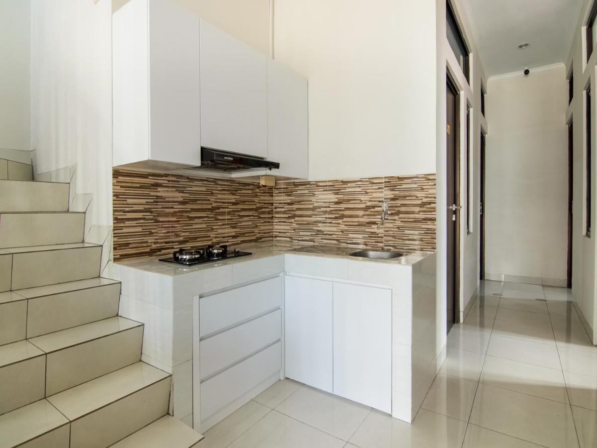 Oyo 3824 Columbus Residence J1 Telukjambe Zewnętrze zdjęcie