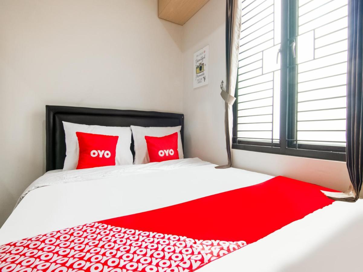 Oyo 3824 Columbus Residence J1 Telukjambe Zewnętrze zdjęcie
