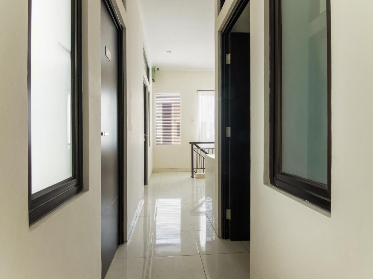 Oyo 3824 Columbus Residence J1 Telukjambe Zewnętrze zdjęcie