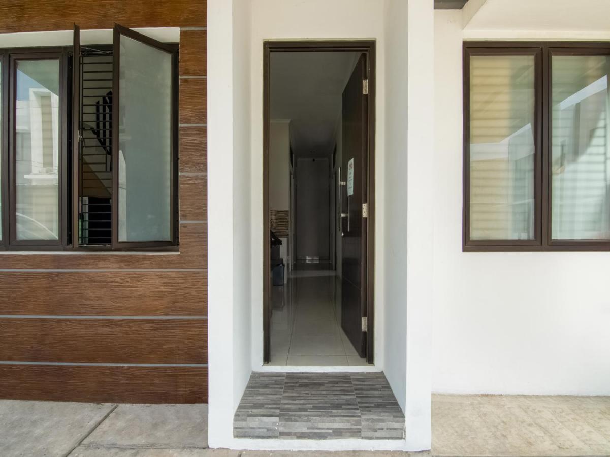 Oyo 3824 Columbus Residence J1 Telukjambe Zewnętrze zdjęcie
